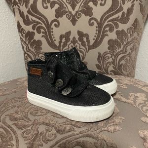 Infant/toddler girls blowfish sneaker